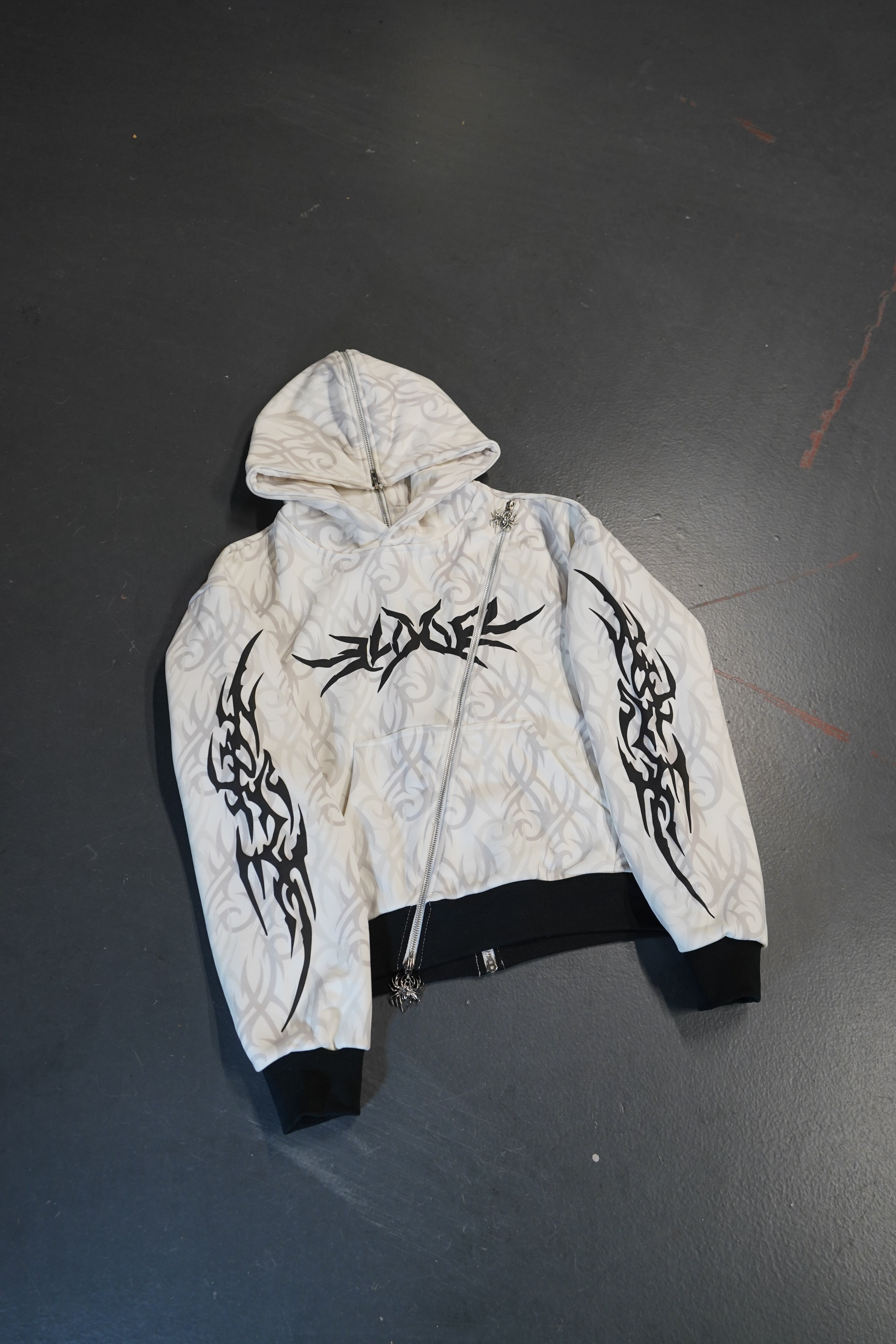 Elixir Diagonal Tribal White Zip-Up