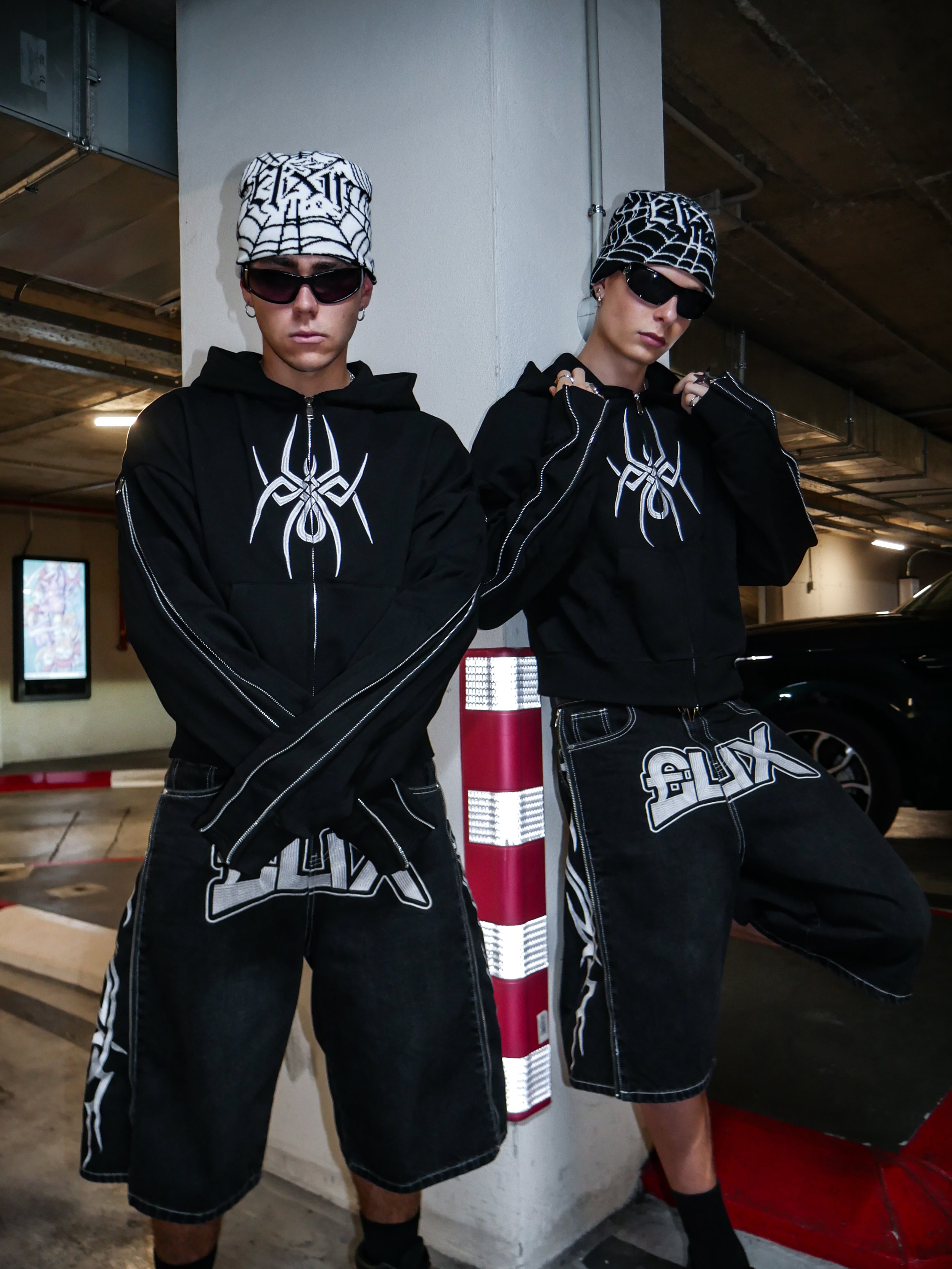Elixir Reversible Spider-Web Beanie