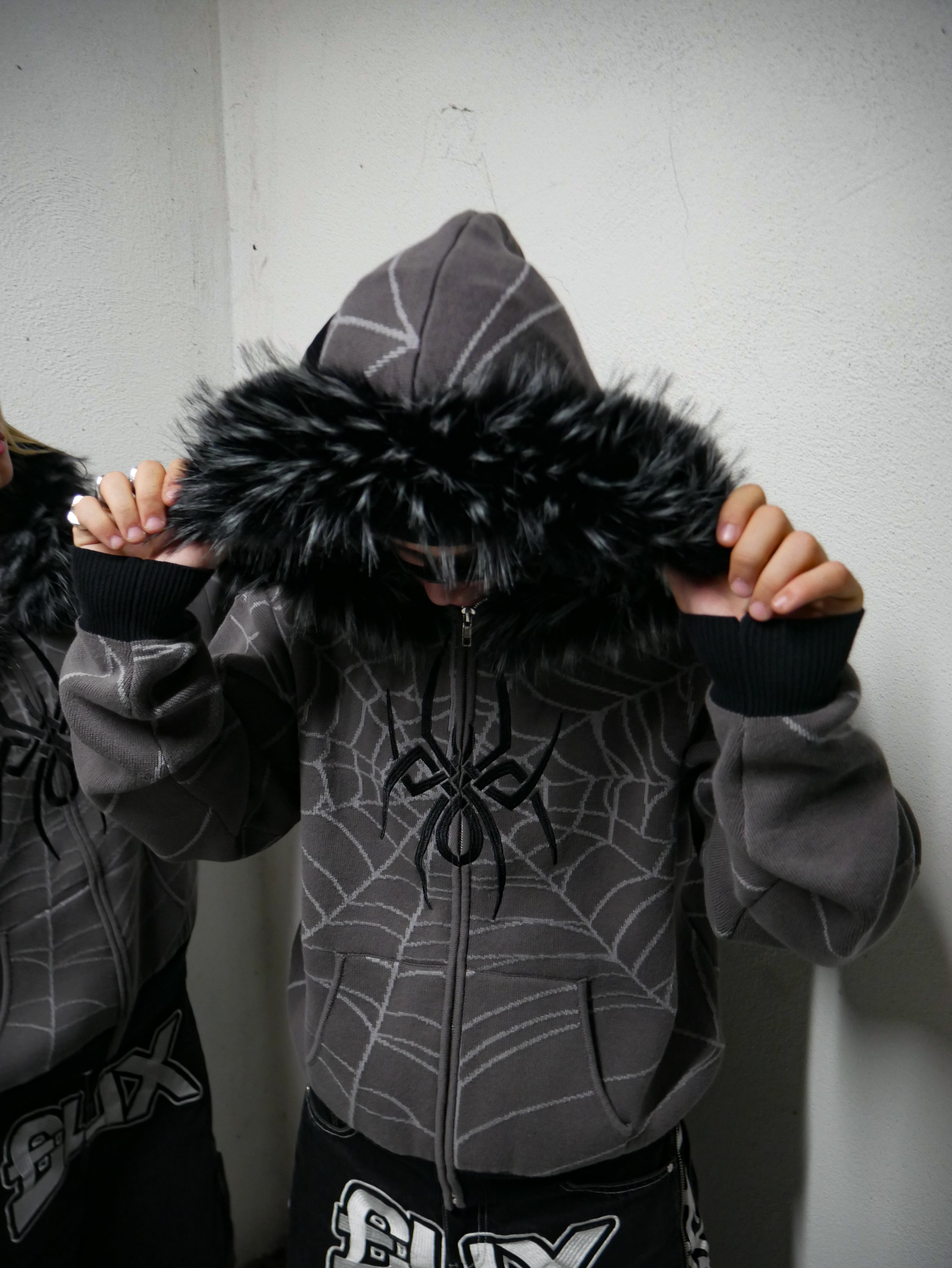 Elixir Detachable Fur Gray Zip-Up