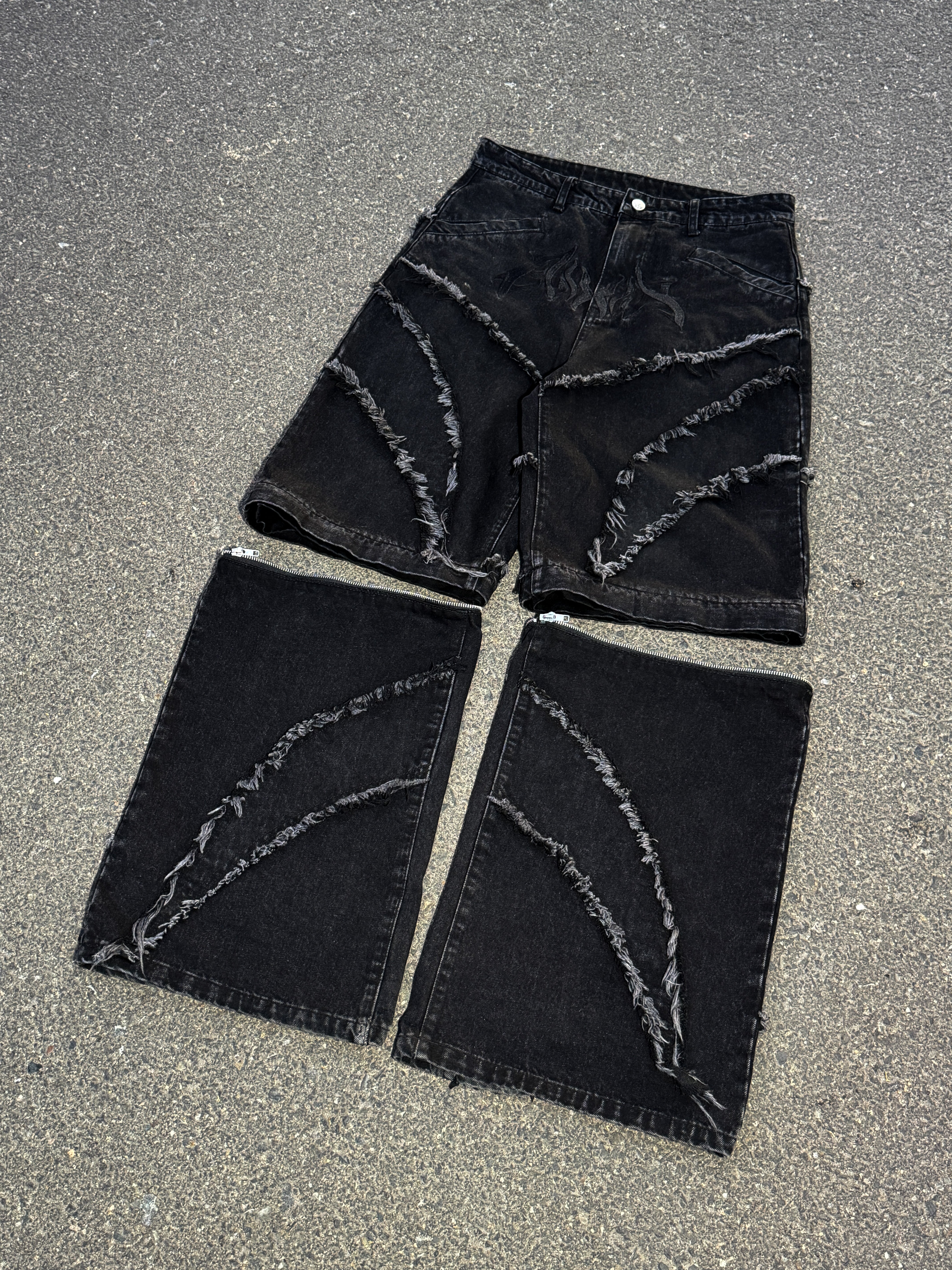 Elixir Distressed Detachable Jeans