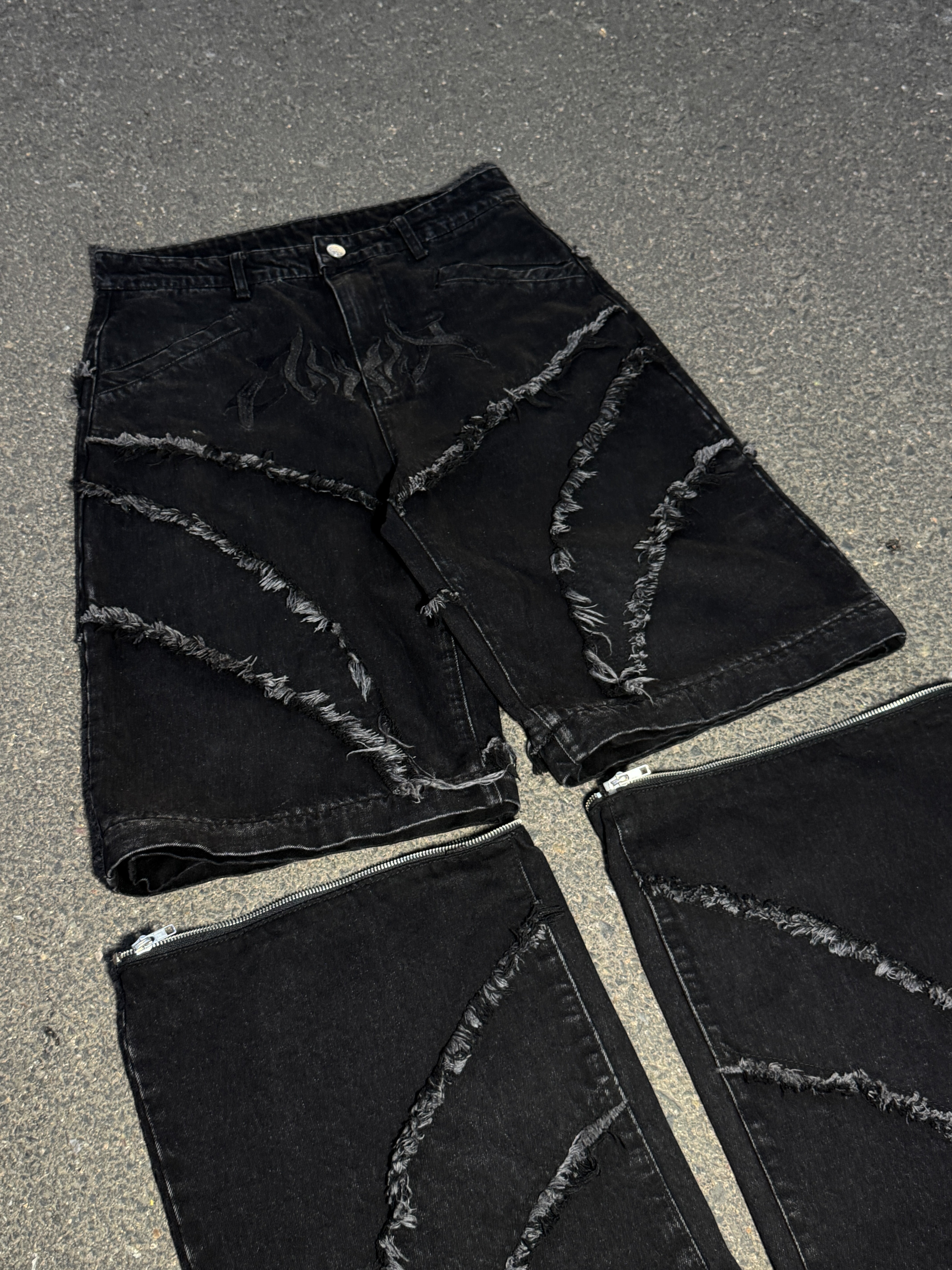 Elixir Distressed Detachable Jeans