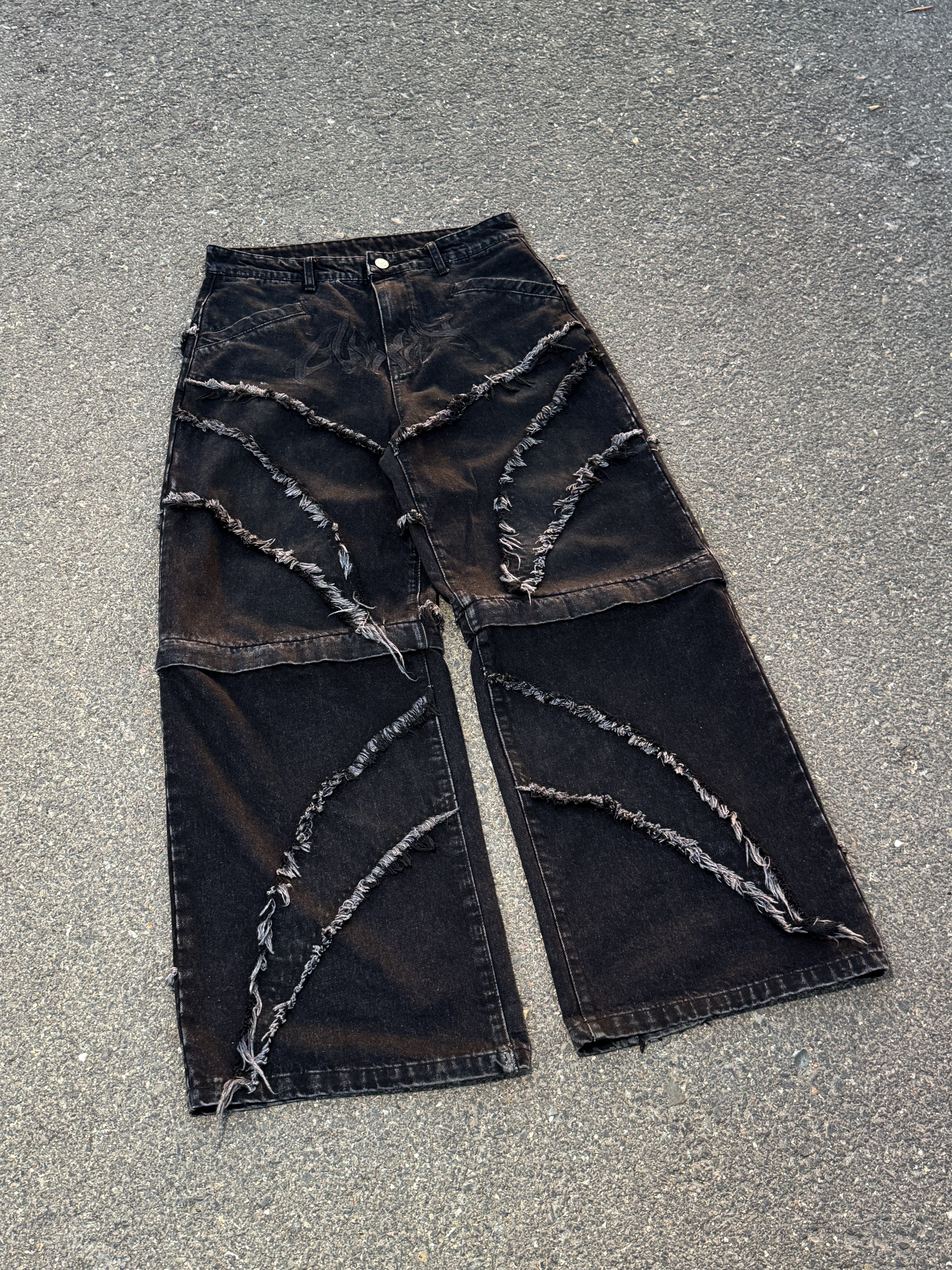 Elixir Distressed Detachable Jeans