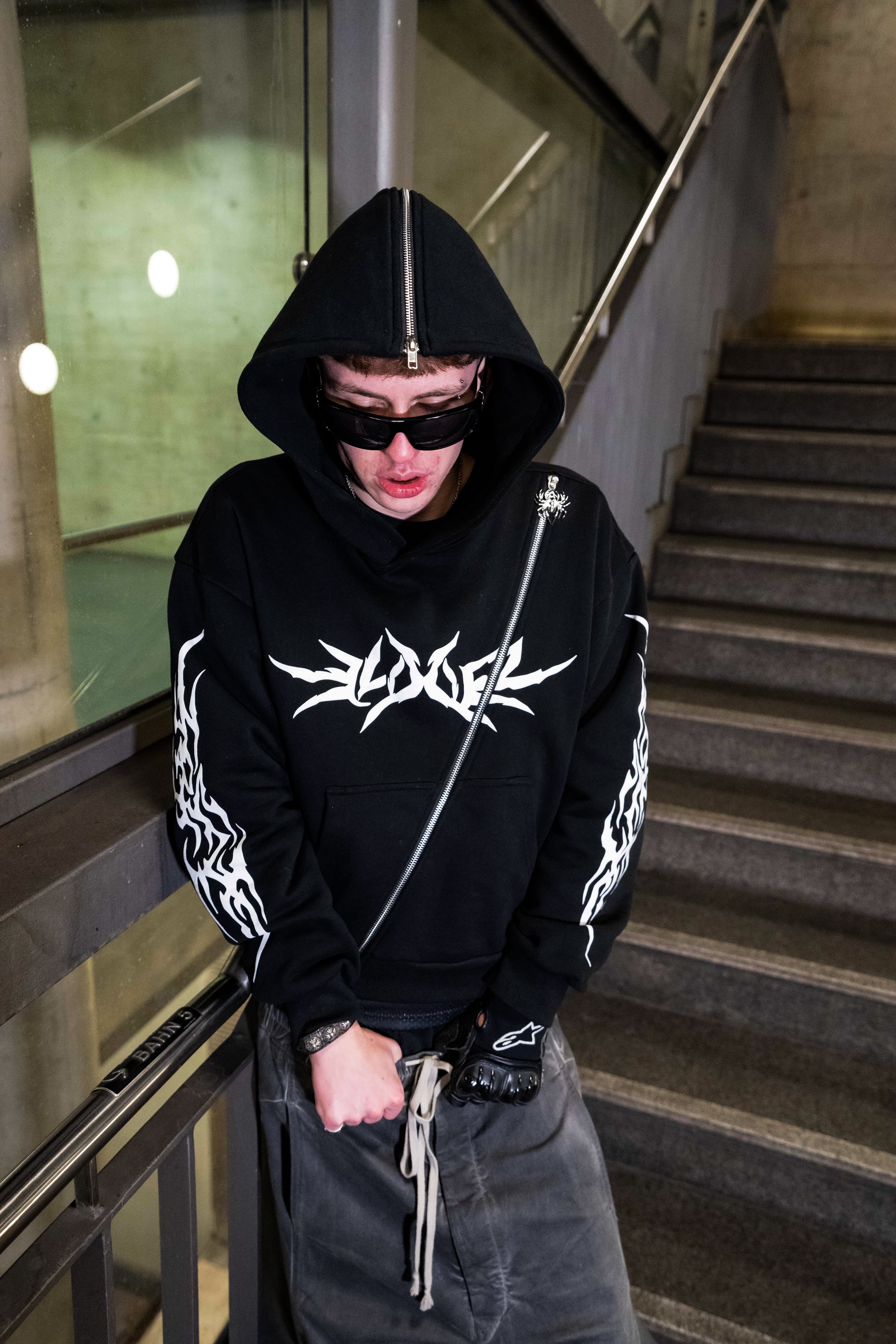 Elixir Diagonal Tribal Black Zip-Up