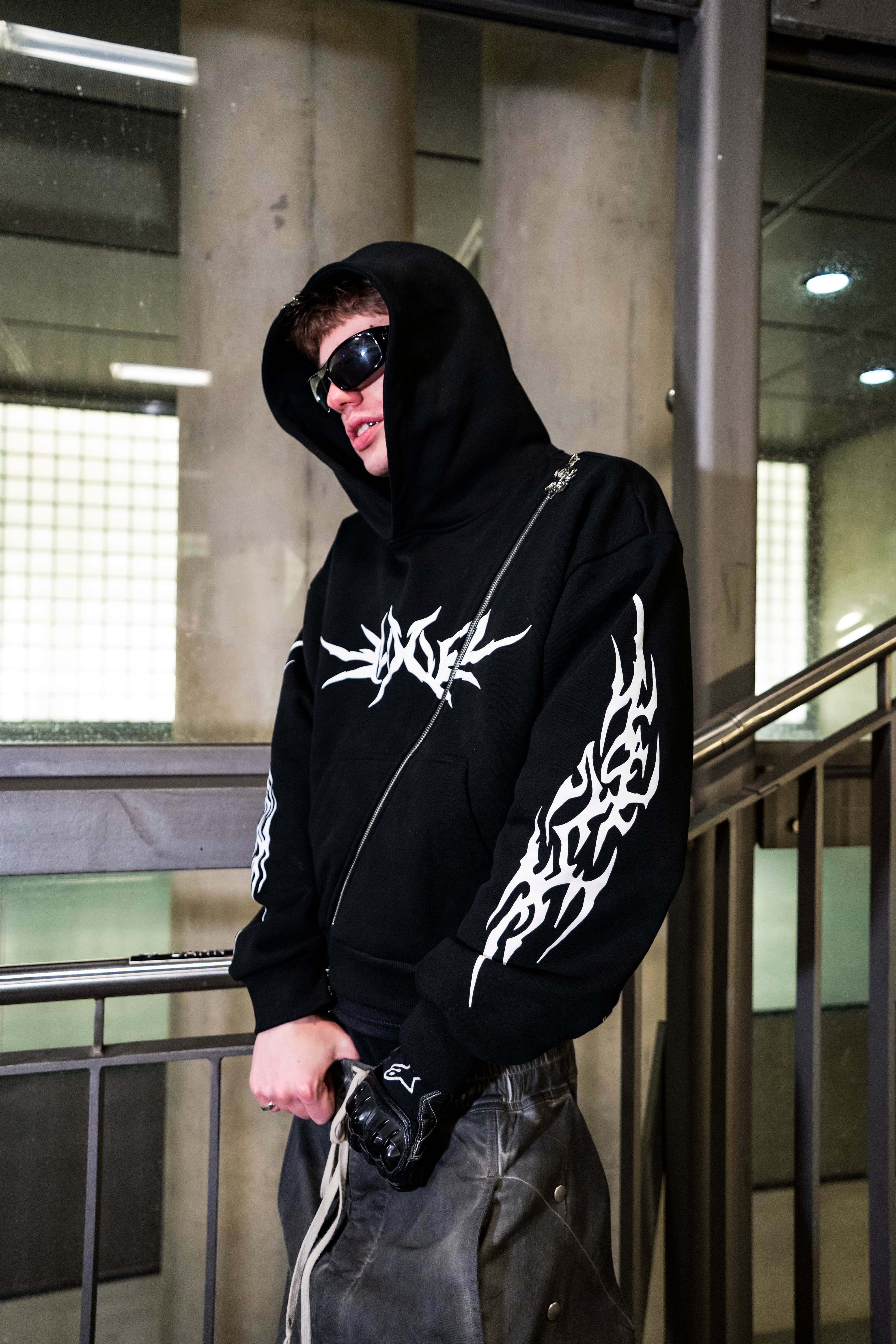 Elixir Diagonal Tribal Black Zip-Up