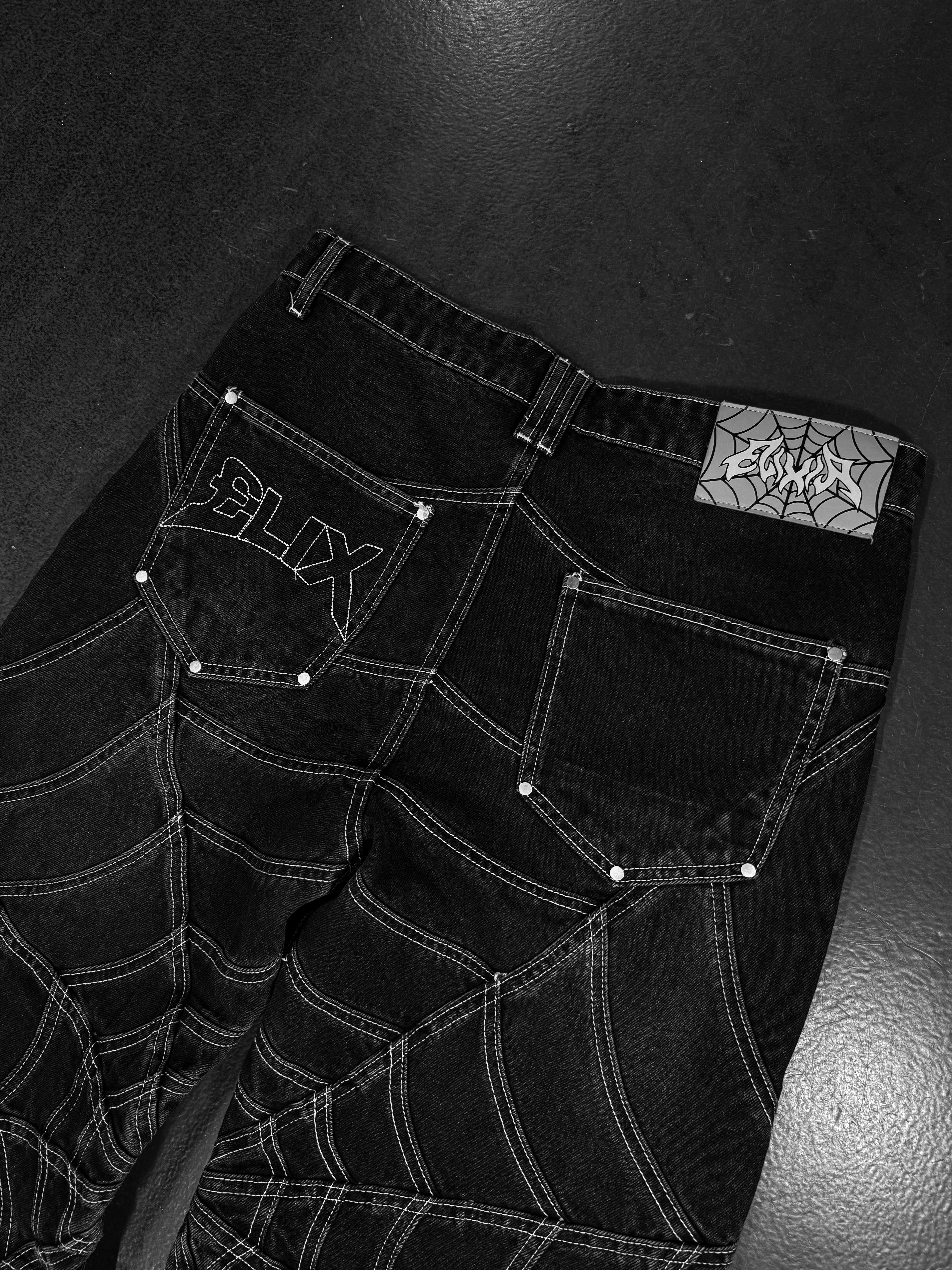 Elixir SpiderWeb Black-White Seams Jeans