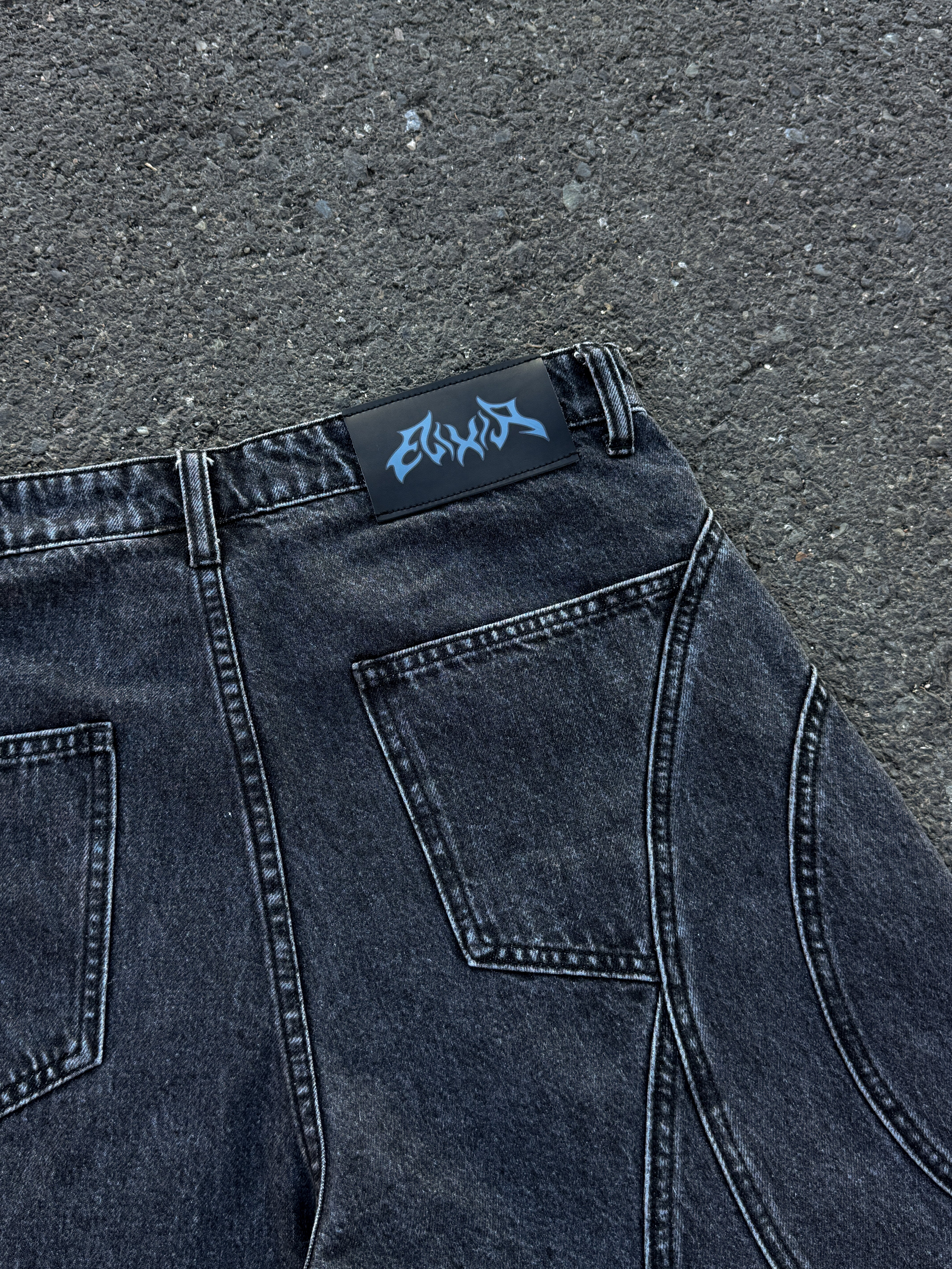 Elixir Gray Rare Pockets Jorts