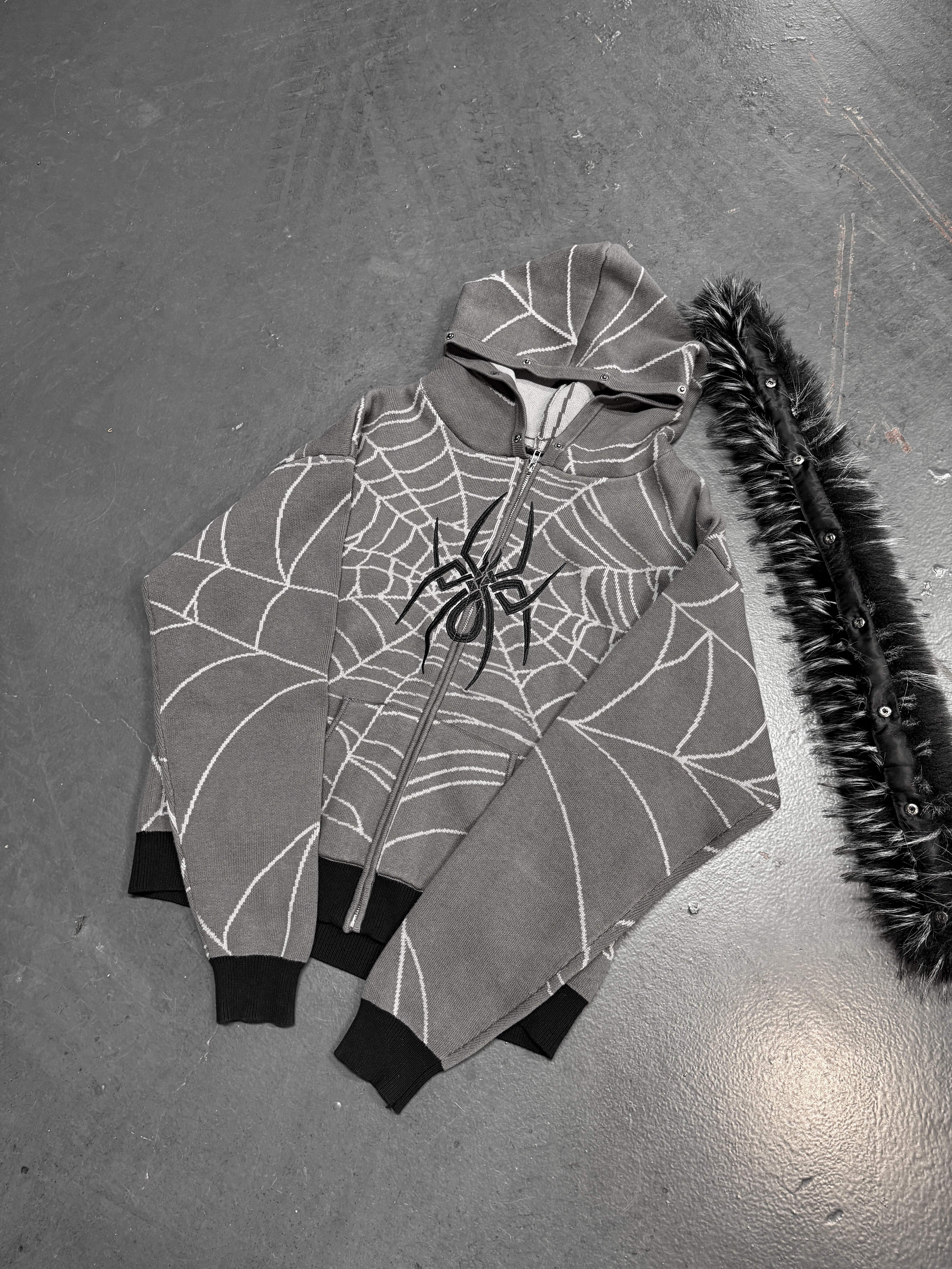 Elixir Detachable Fur Gray Zip-Up