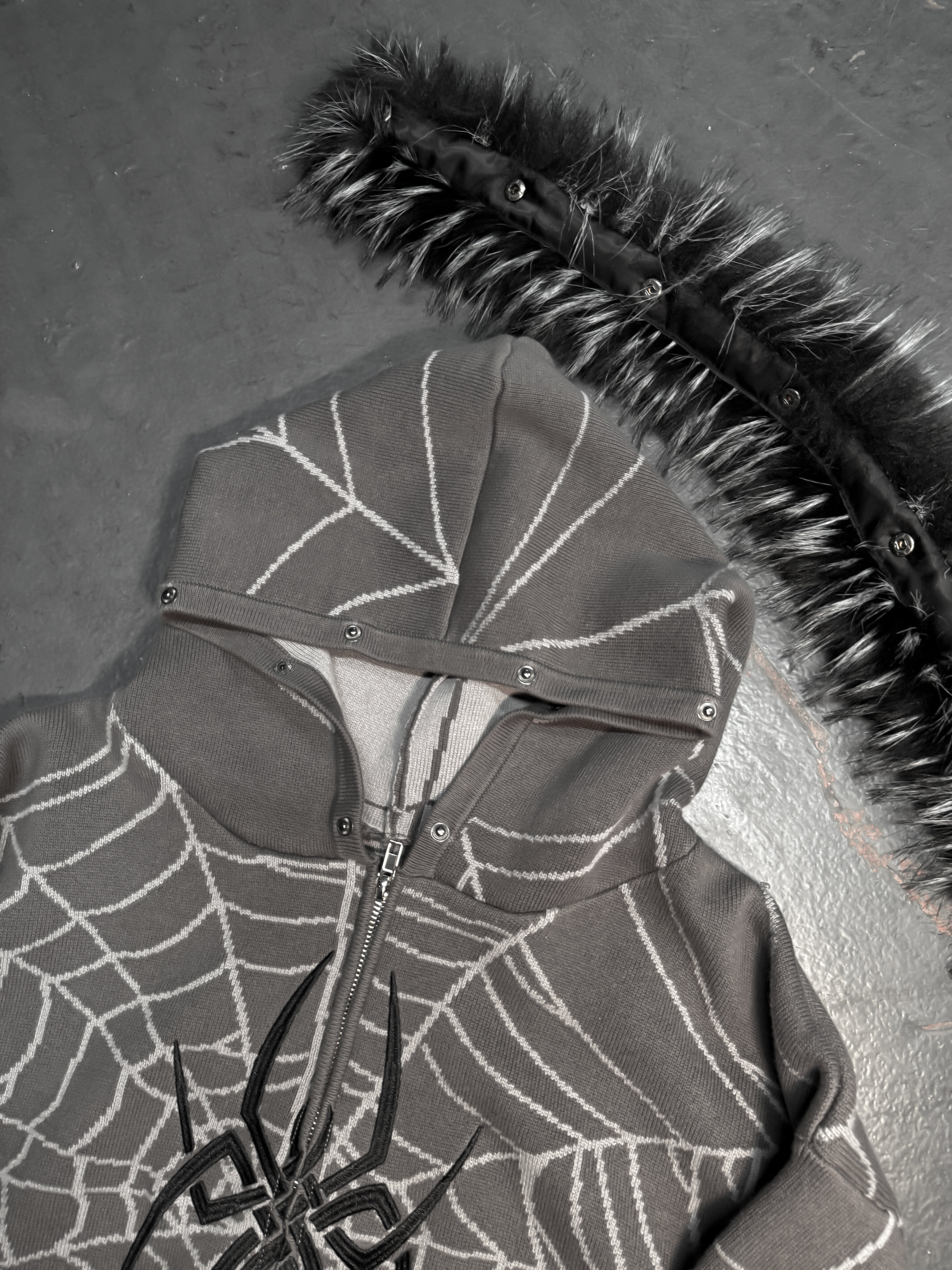 Elixir Detachable Fur Gray Zip-Up