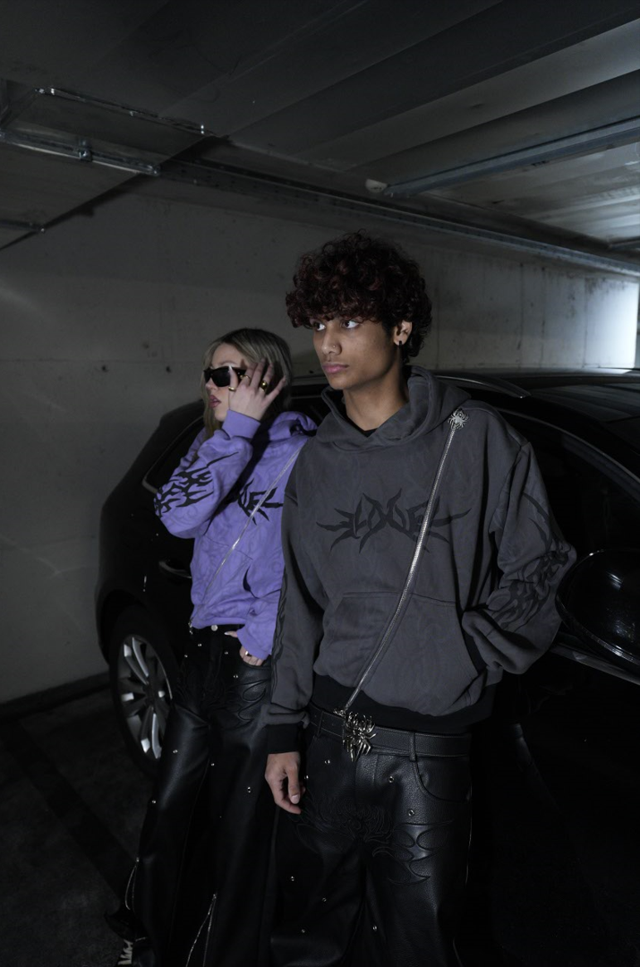 Elixir Diagonal Tribal Gray Zip-Up