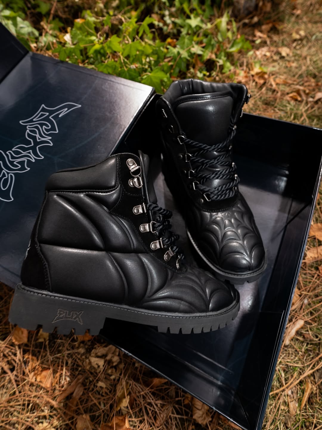 Elixir Dark Spider Boots