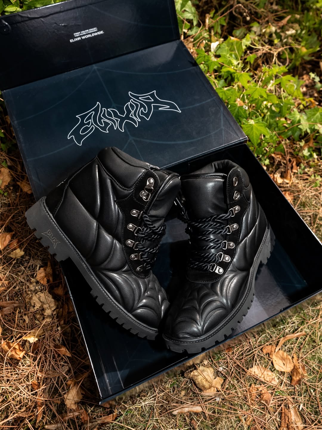 Elixir Dark Spider Boots