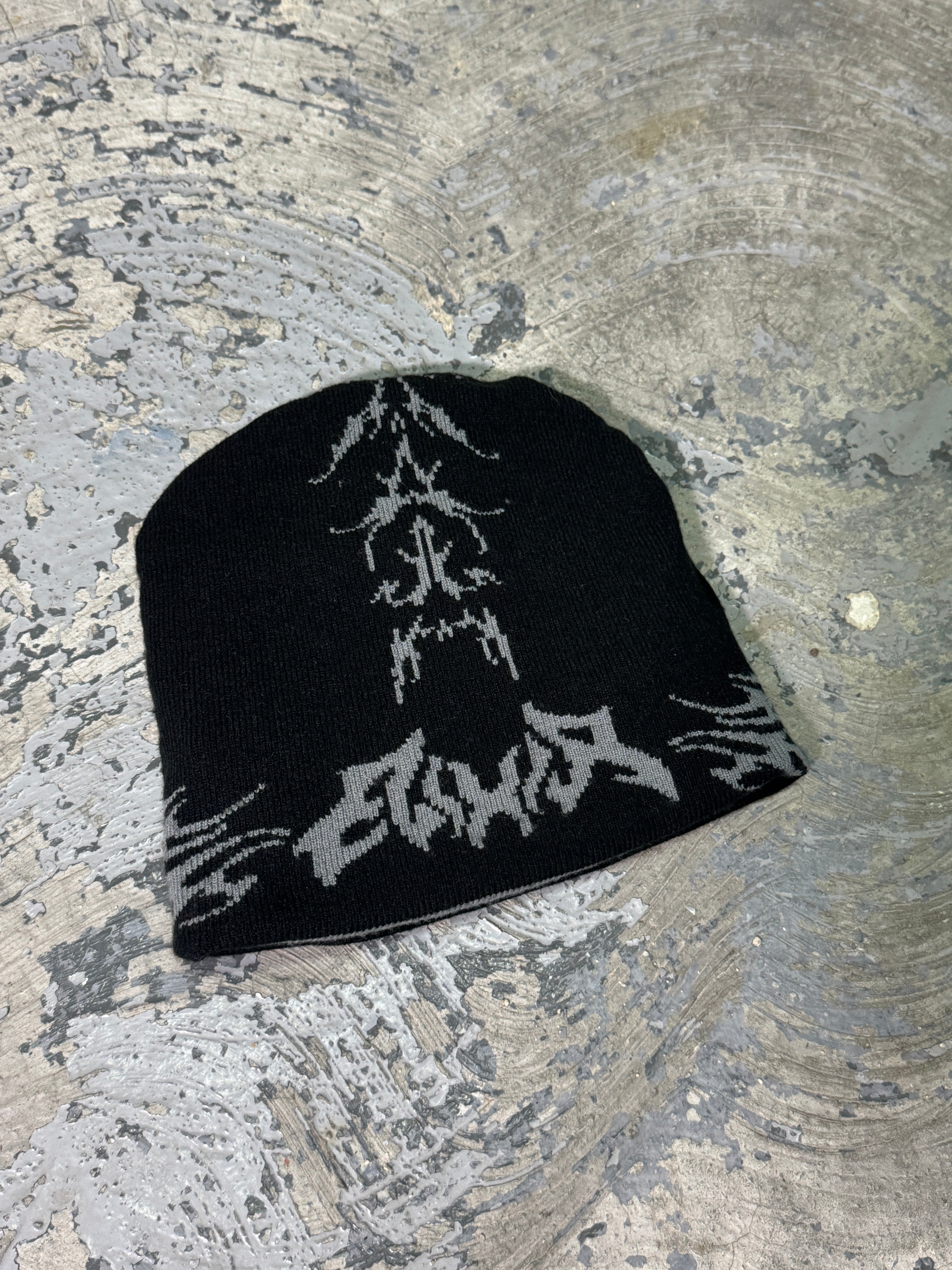 BLACK - GREY REVERSIBLE CAP