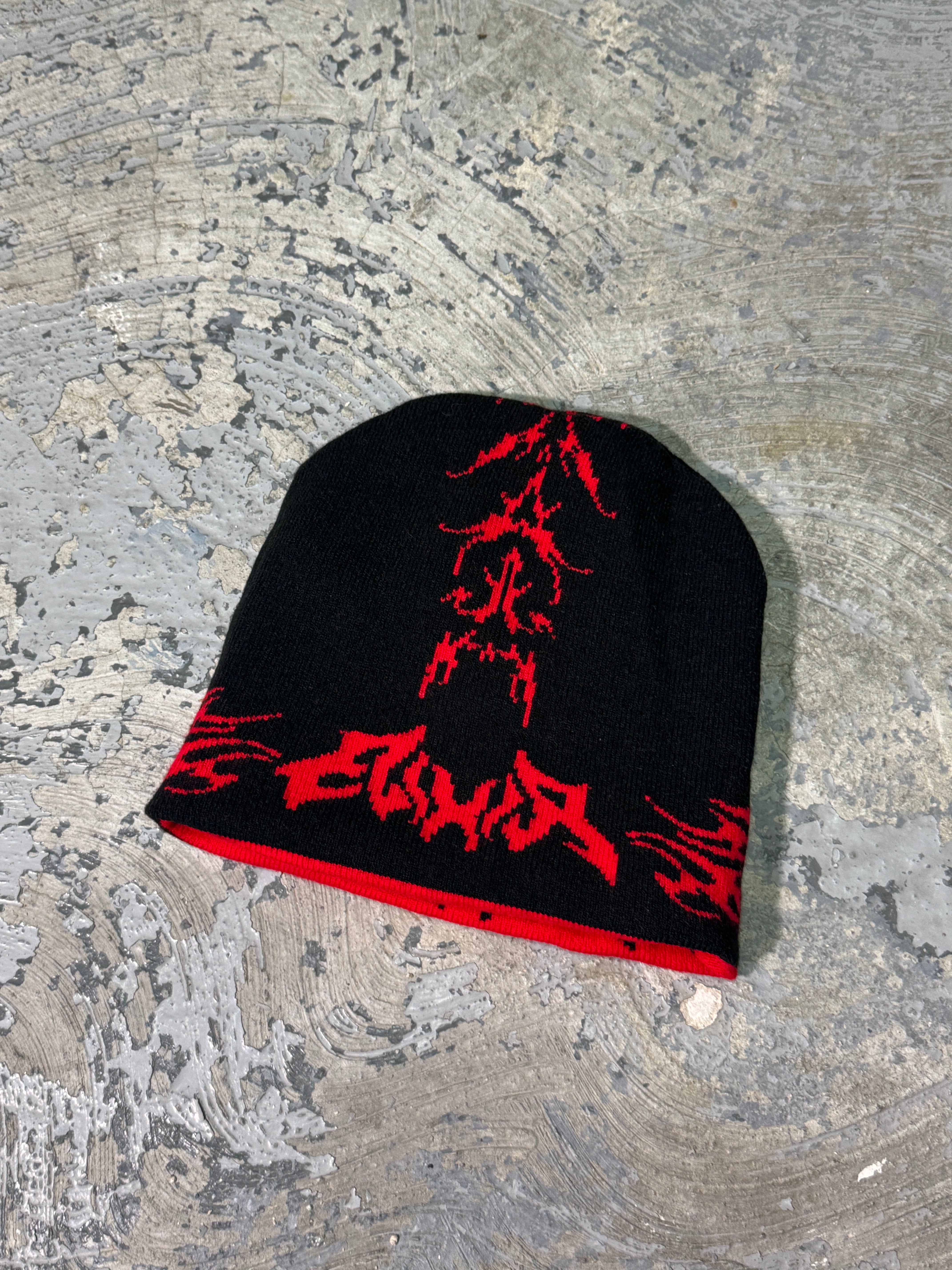RED-BLACK REVERSIBLE CAP