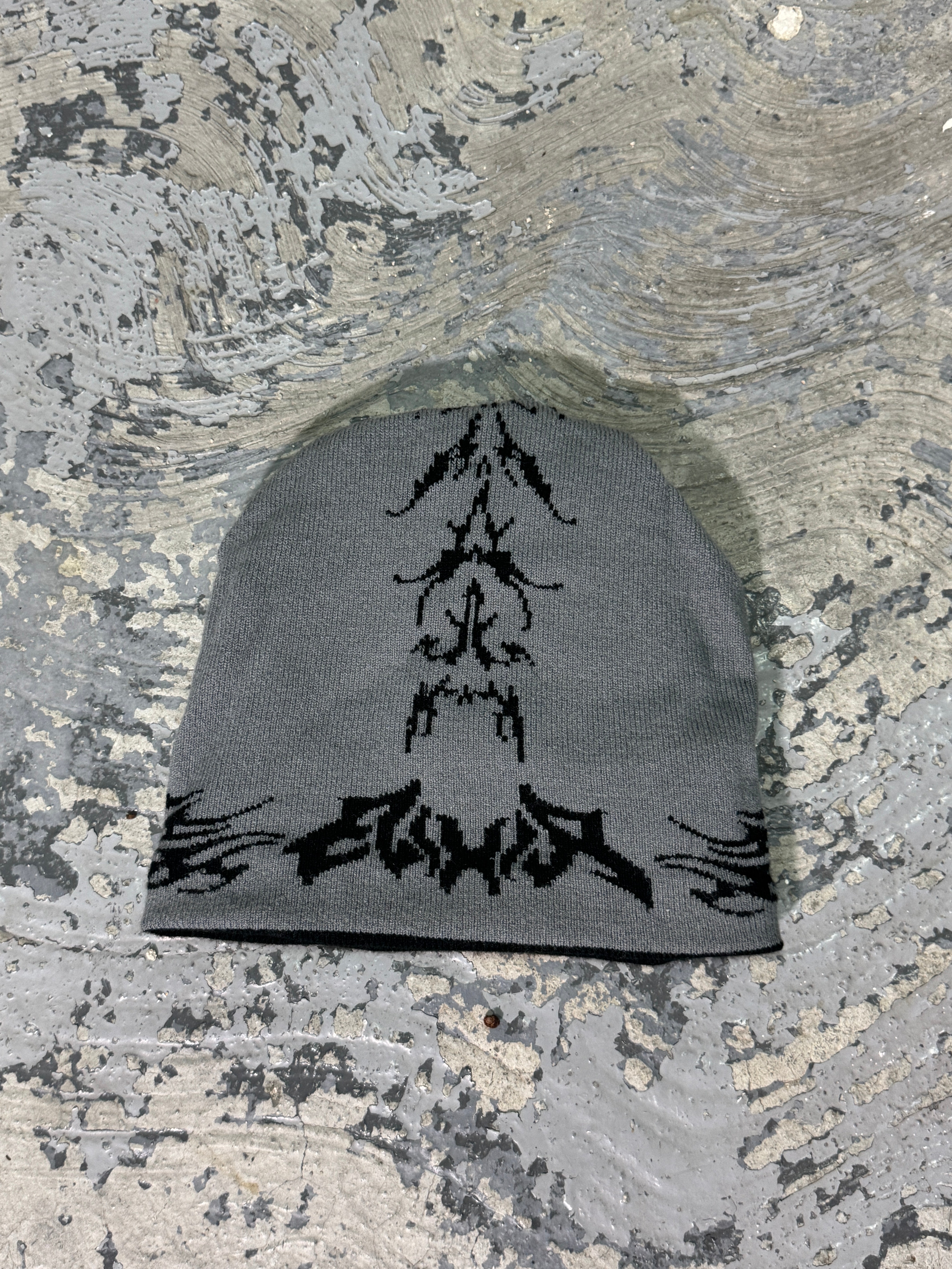 BLACK - GREY REVERSIBLE CAP